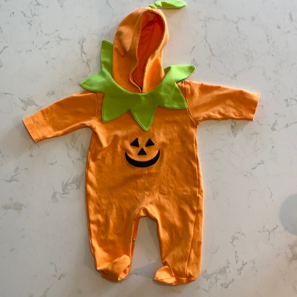 Kissy Kissy Pumpkin hooded onesie